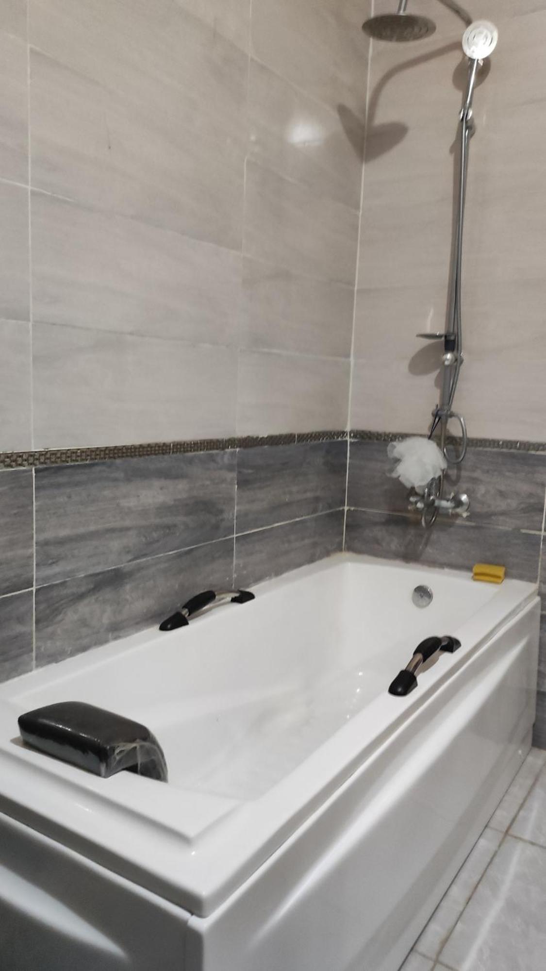 اخر مكرمه عند معهد الالسن Apartment Cairo